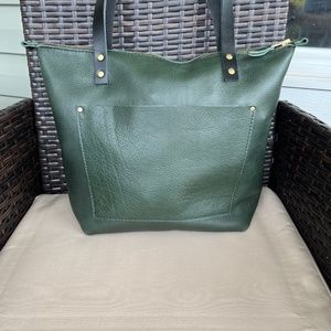 Portland Leather Company medium zipper tote in Forrest green with zipper